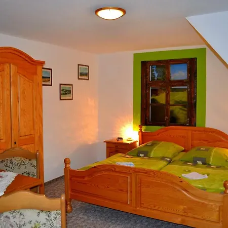 Landgasthof Und Erzgebirgsstuebel Tellerhauser